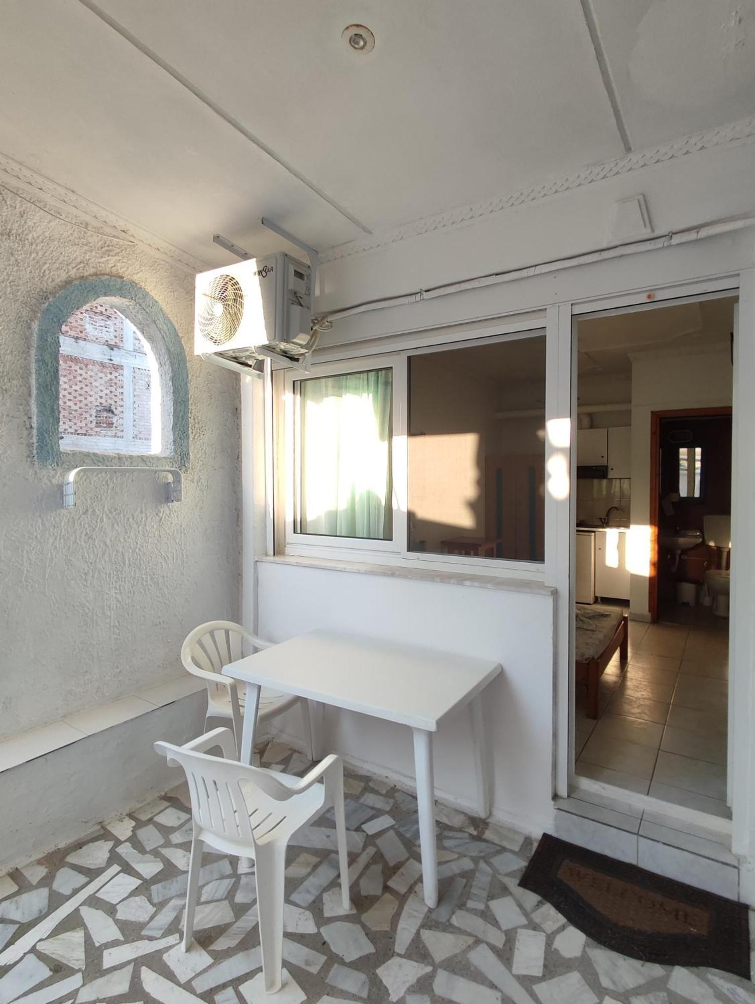 Aparthotel Cosmos *